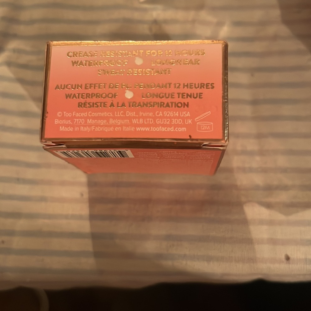 Brand new Too Faced concealer - Picture 3 of 8